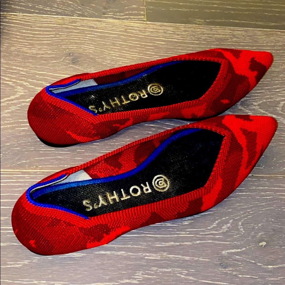***SOLD*** Pointed Red Camo Rothy’s - Picture 2 of 3